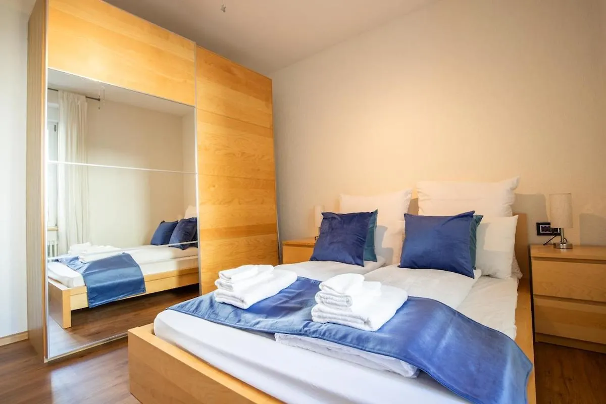 Special Roger F Rabbit 2 Apartment, Roche Towers, 10-Star Basel